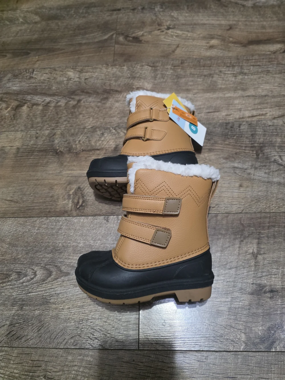Cat & Jack Tan & Black Winter Boots Toddler 8